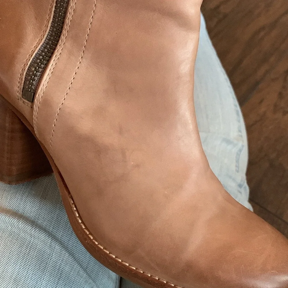 ✨Frye Tan/wood-rose Leather Ankle Boots double zipper - Picture 5 of 8